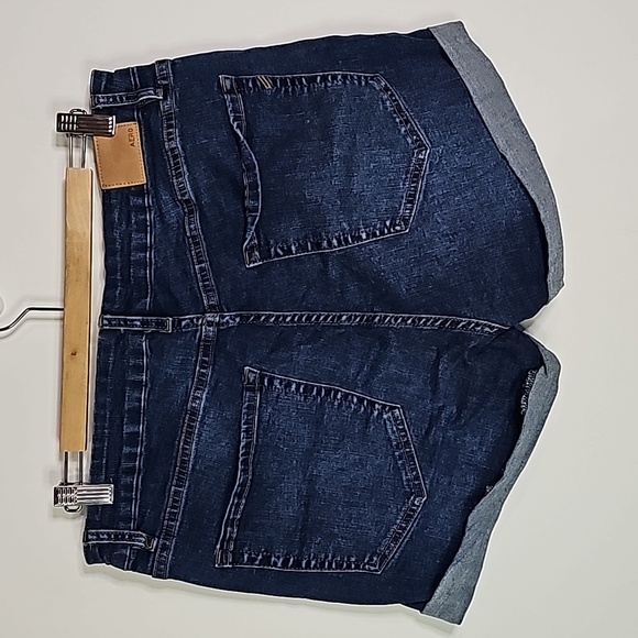 Aeropostale dark wash 33" waist high rise curvy jean shorts - Picture 4 of 6